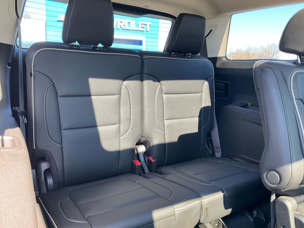 Used 2023 GMC Acadia Denali w/ Denali Ultimate Package image 27