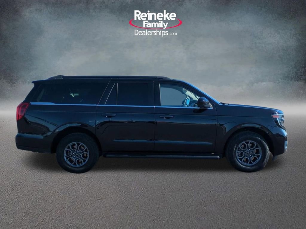 Used 2025 Ford Expedition Max Active AWD/4WD image 4