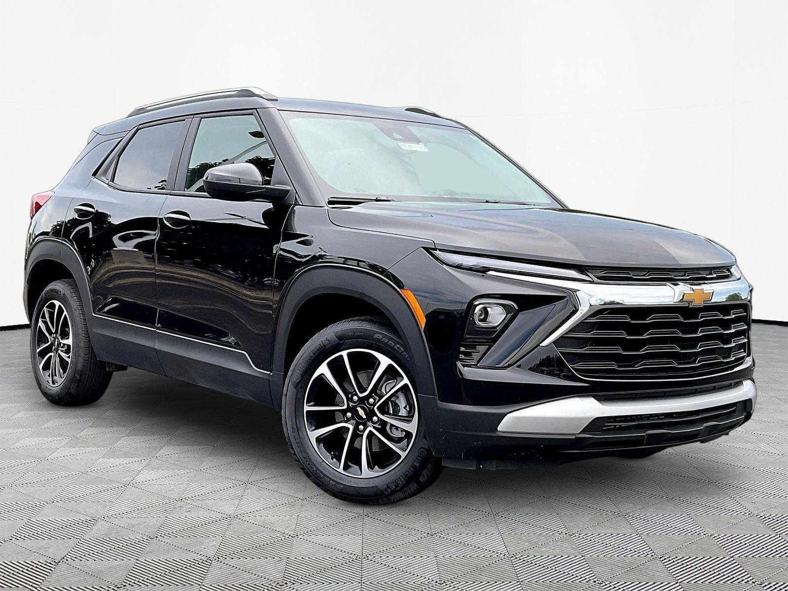 New 2026 Chevrolet TrailBlazer LT w/ Convenience Package AWD/4WD image 3