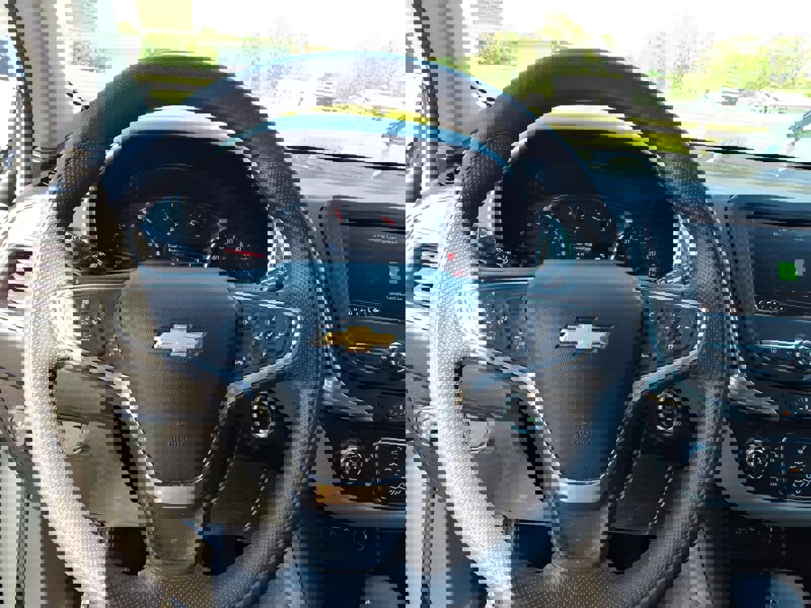 Used 2022 Chevrolet Equinox LS w/ LS Convenience Package image 8