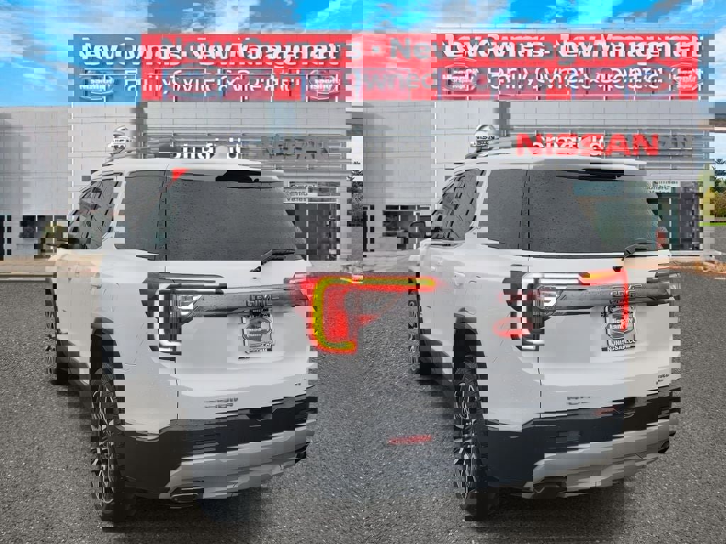 Used 2020 GMC Acadia SLT w/ Premium Package image 5