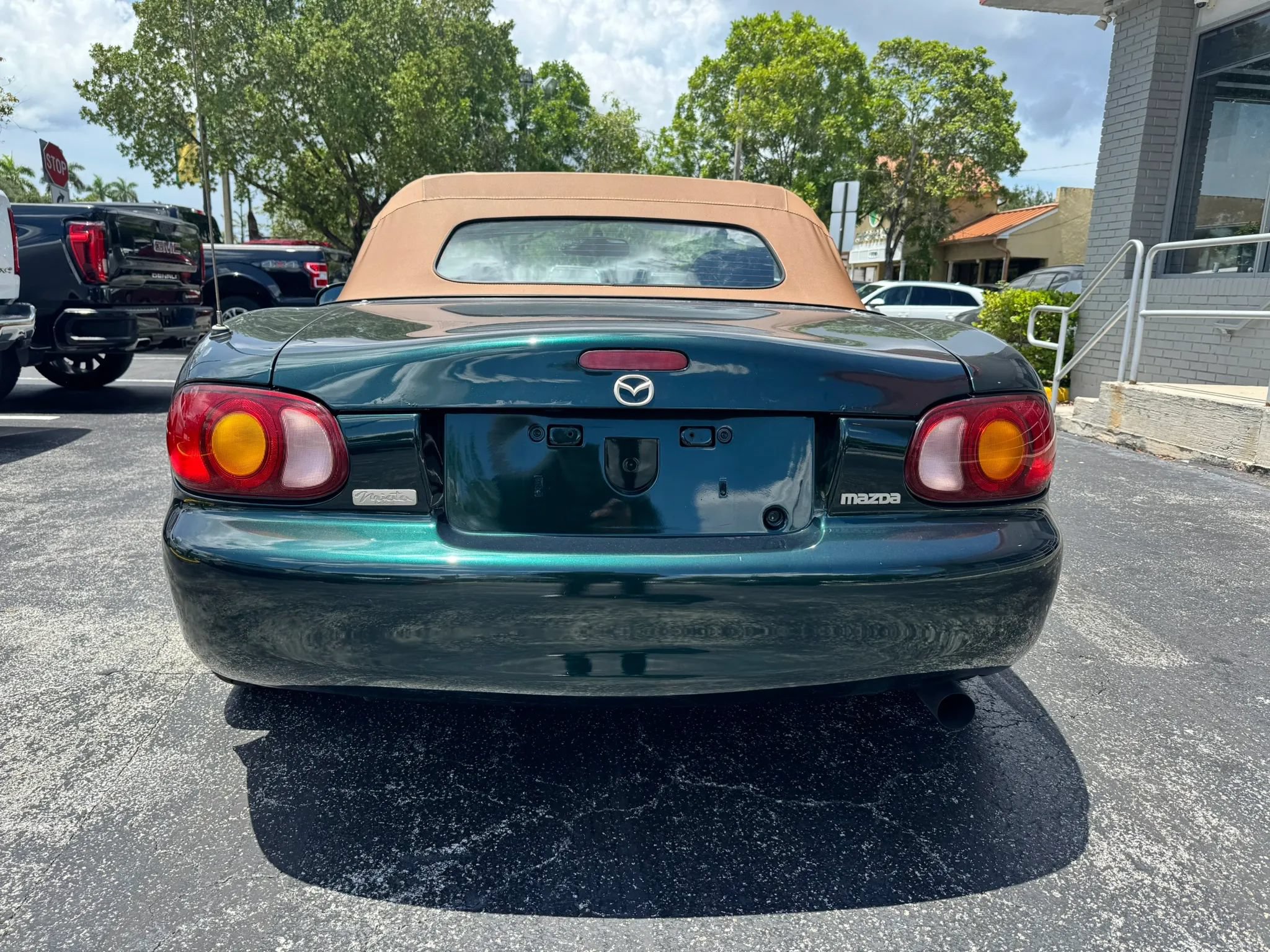 Used 1999 MAZDA MX-5 Miata RWD image 7