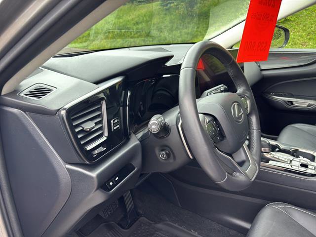 Used 2022 Lexus NX 350 AWD image 13
