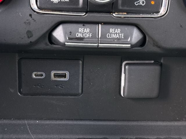 Used 2021 Chevrolet Tahoe LS w/ Driver Alert Package RWD image 20