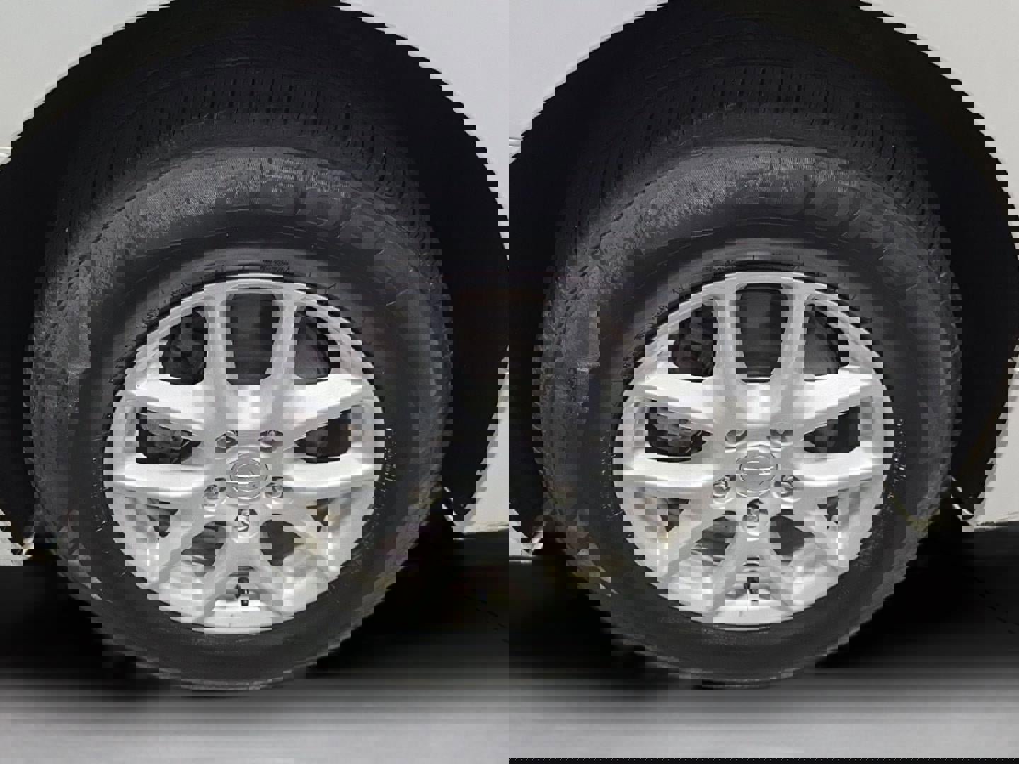 Used 2017 Chrysler Pacifica Touring image 24