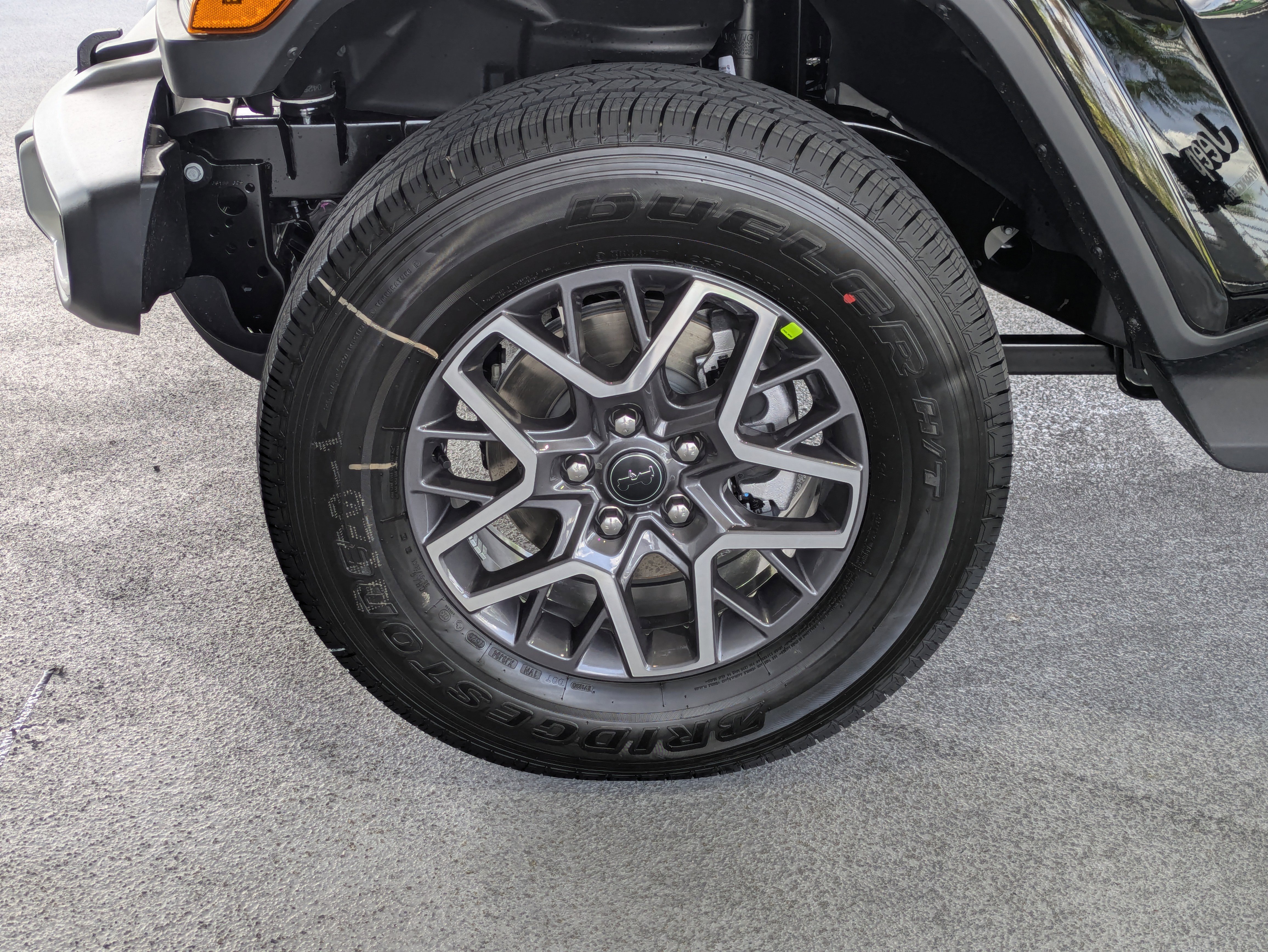 New 2025 Jeep Wrangler Sahara image 11