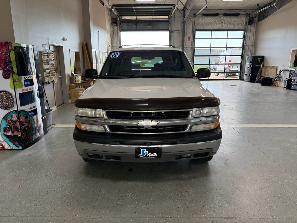 Used 2002 Chevrolet Suburban LS w/ Trailer Pkg AWD/4WD image 3