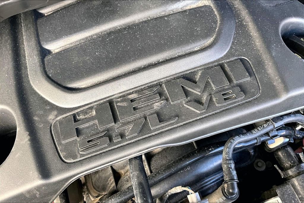 Used 2022 RAM 1500 Limited w/ Body-Colour Bumper Group image 29