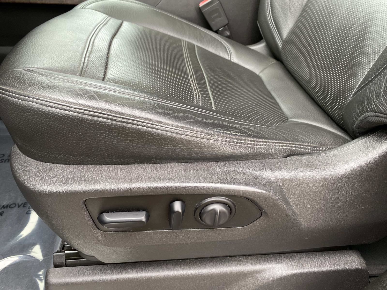 Used 2019 GMC Sierra 1500 Denali w/ Denali Ultimate Package AWD/4WD image 26