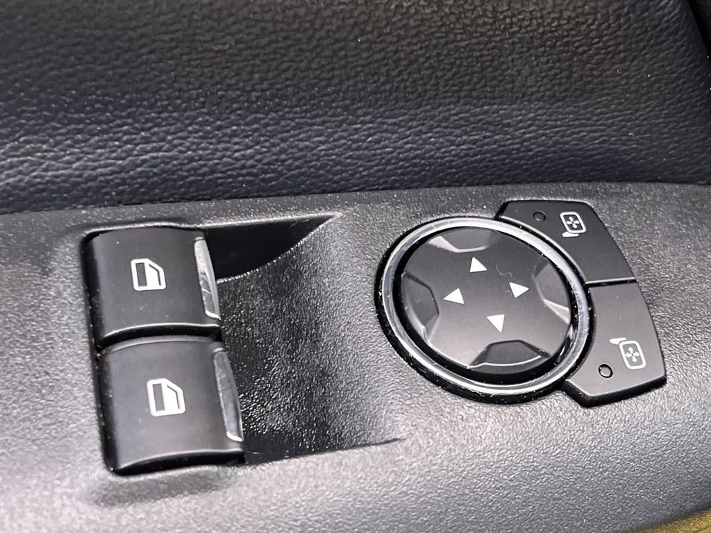 Used 2018 Ford Mustang GT image 13