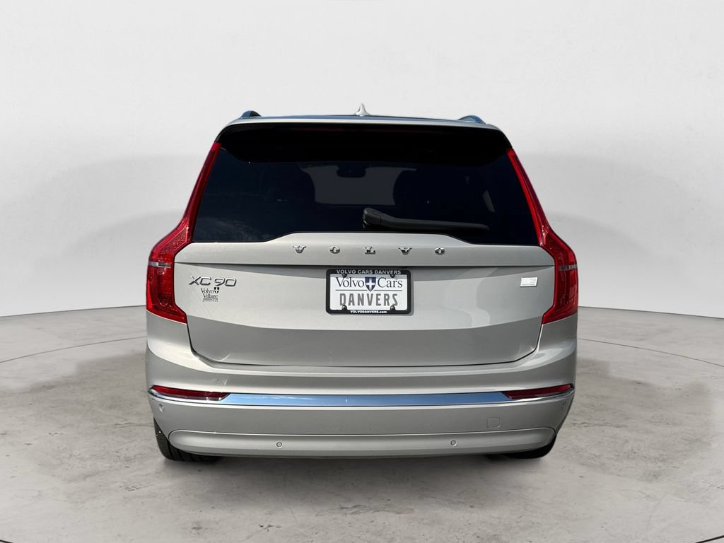 Certified 2023 Volvo XC90 T8 Plus AWD/4WD image 5
