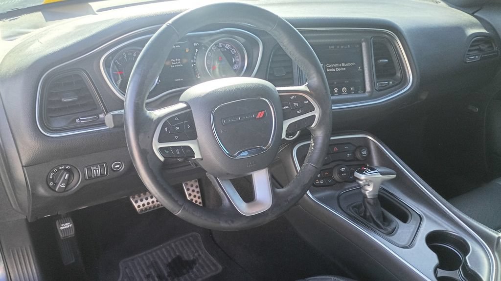 Used 2016 Dodge Challenger SXT Plus RWD image 28