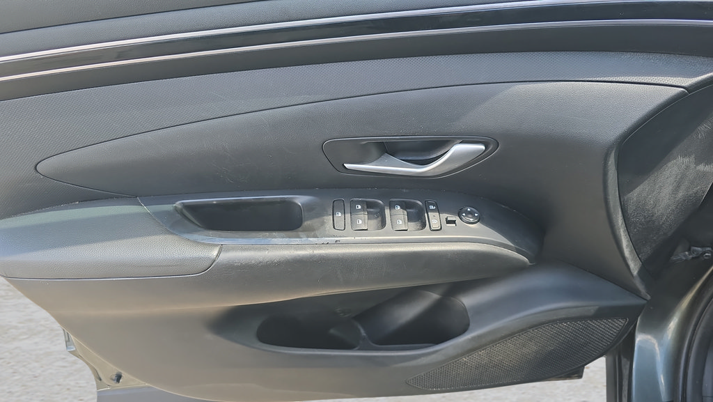Used 2022 Hyundai Tucson SEL AWD/4WD image 16