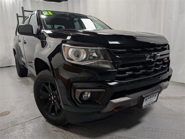 Used 2021 Chevrolet Colorado Z71 w/ Z71 Midnight Edition image 2