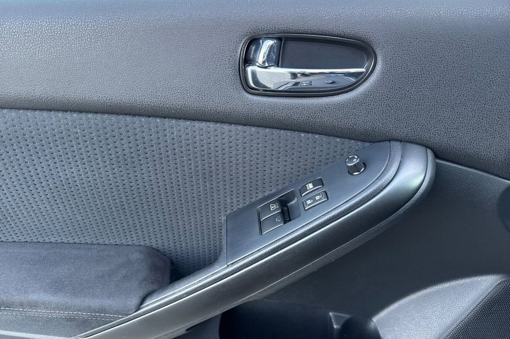 Used 2013 Nissan Altima 2.5 S image 10