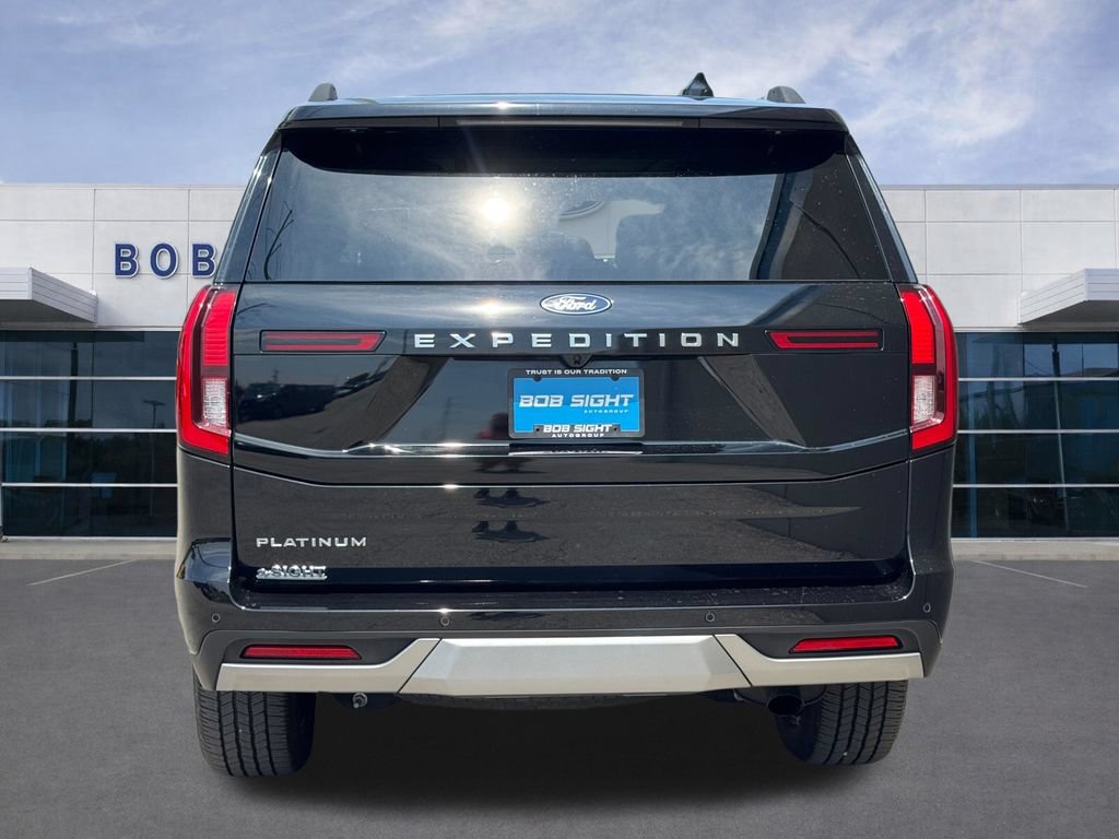 Used 2025 Ford Expedition Platinum w/ Driver's Package AWD/4WD image 41