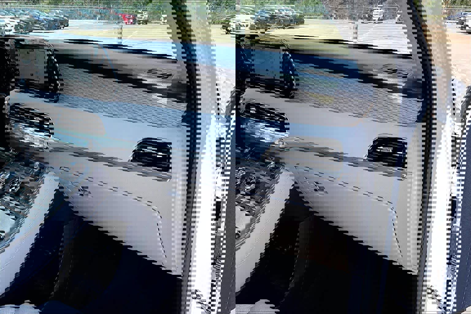 Used 2021 Hyundai Palisade Calligraphy image 19