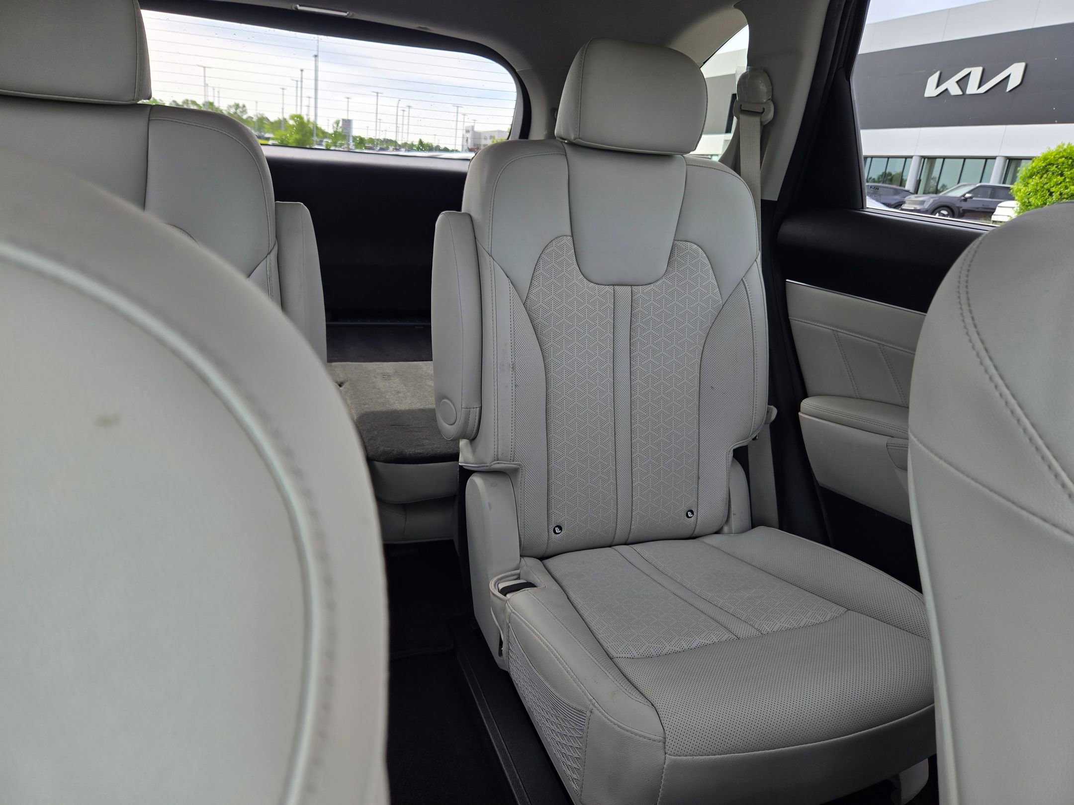 Used 2023 Kia Sorento SX Prestige w/ Panoramic Sunroof Package AWD/4WD image 14