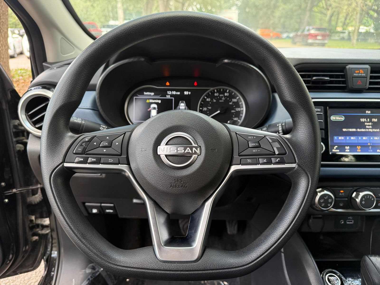 Used 2025 Nissan Versa SV FWD image 24