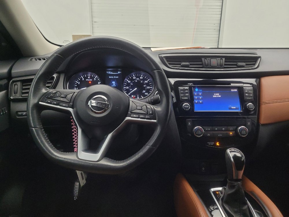 Used 2017 Nissan Rogue SL w/ SL Premium Package FWD image 22