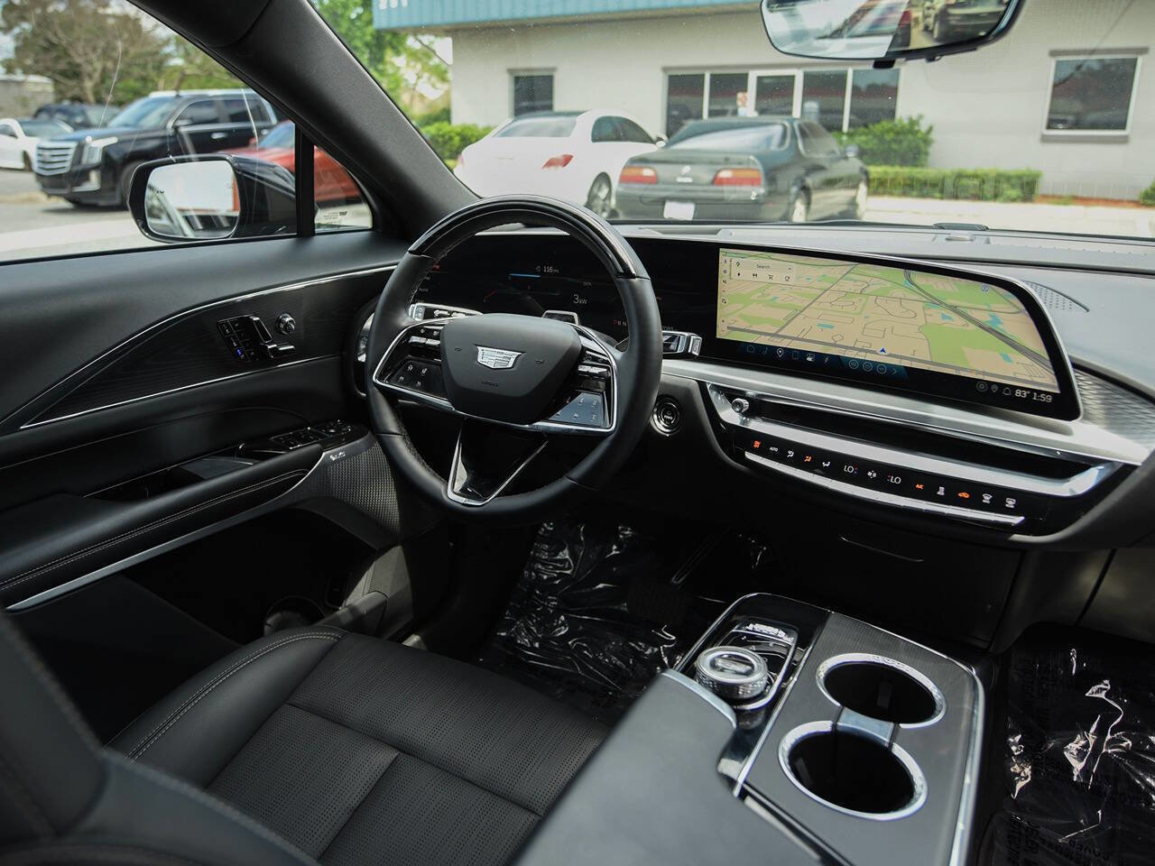 Used 2024 Cadillac Lyriq Luxury RWD image 17