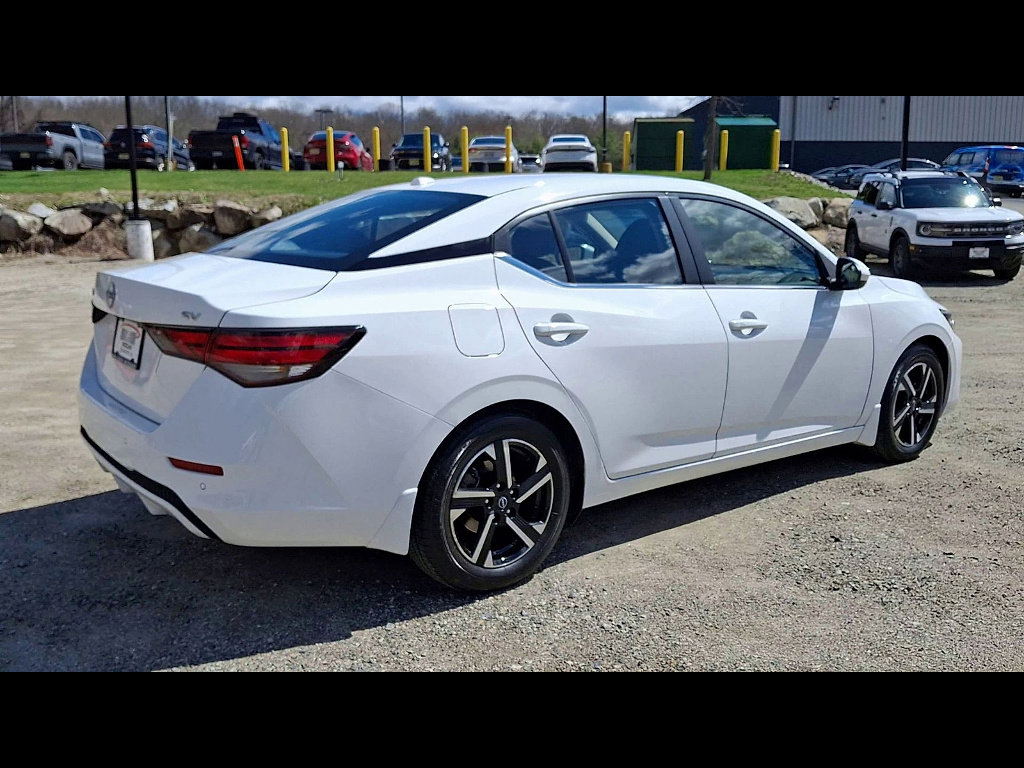 Used 2024 Nissan Sentra SV w/ All-Weather Package FWD image 8