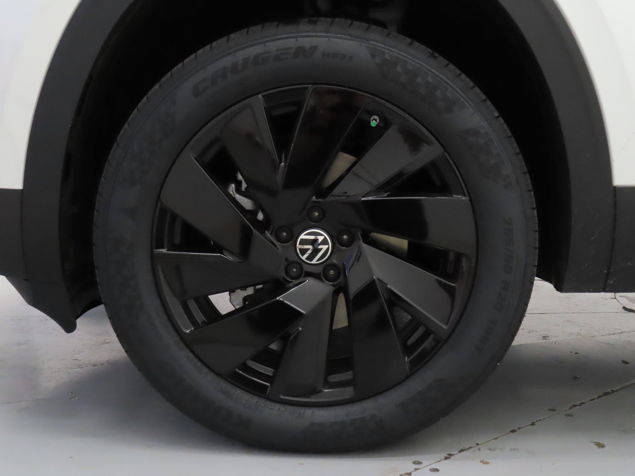 Certified 2026 Volkswagen Atlas SE FWD image 28