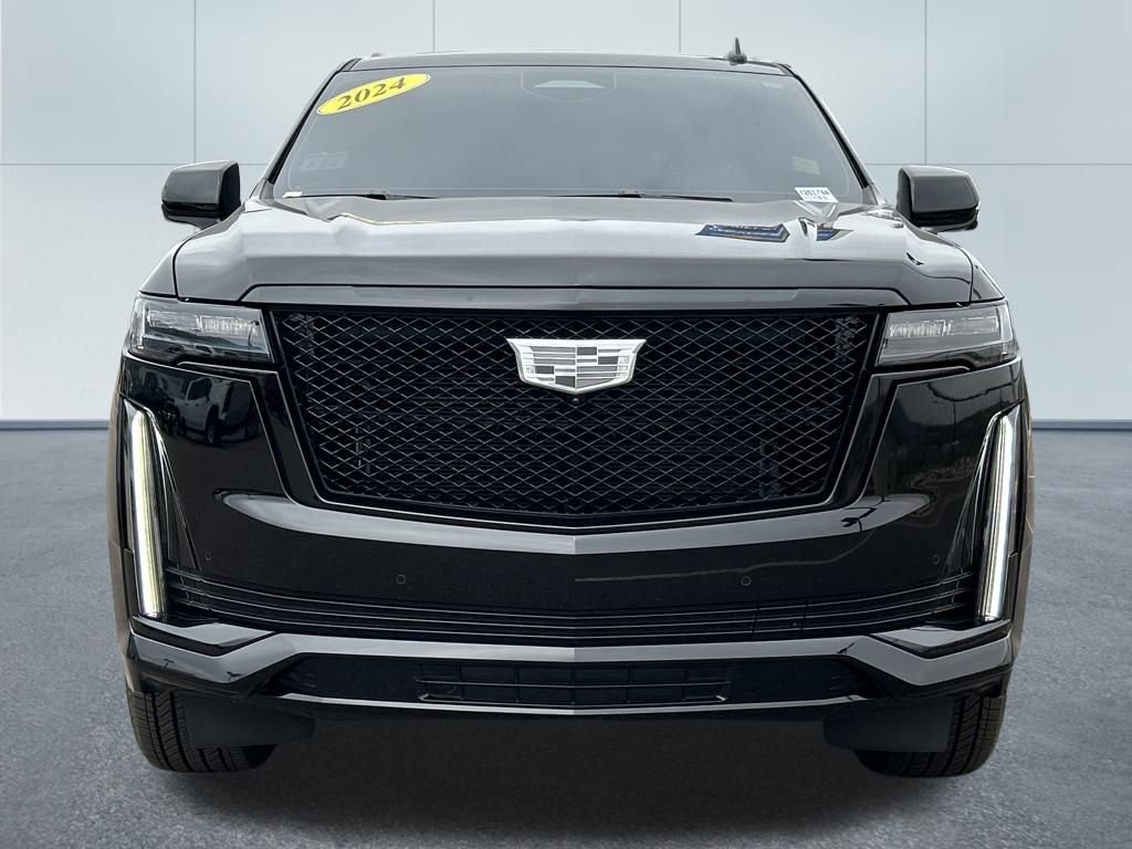 Used 2024 Cadillac Escalade Sport w/ LPO, ONYX Package image 3