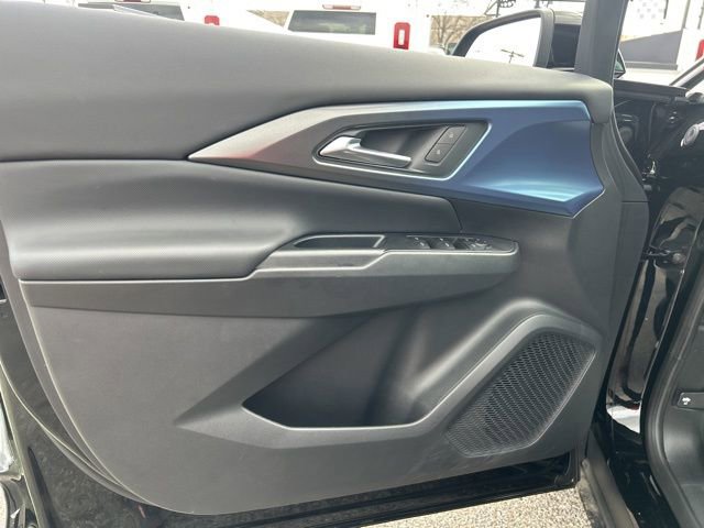 New 2026 Chevrolet Equinox EV LT image 11