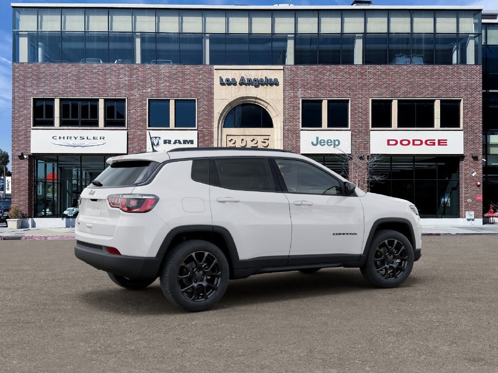 New 2026 Jeep Compass Latitude AWD/4WD image 4