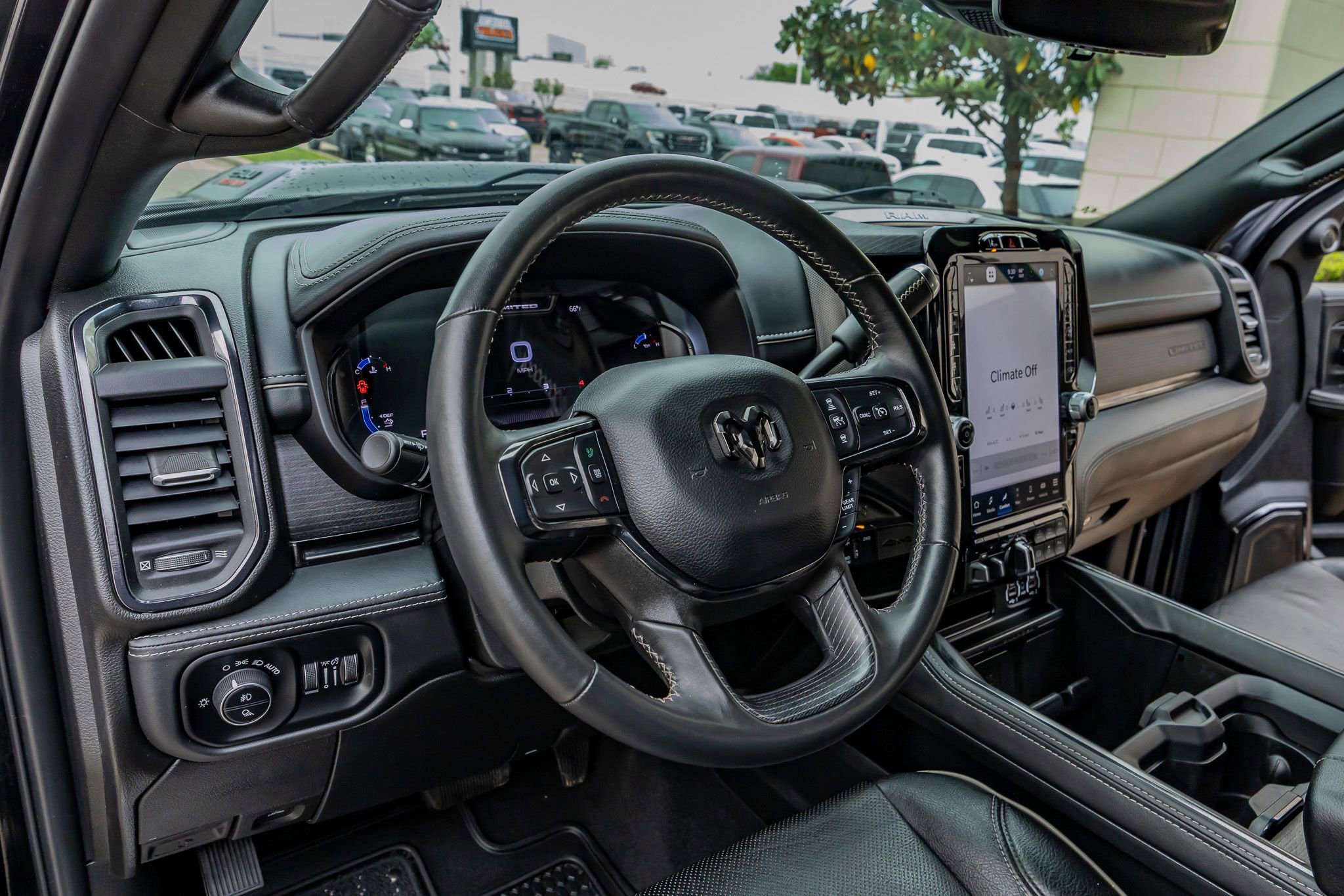 Used 2024 RAM 2500 Limited image 16