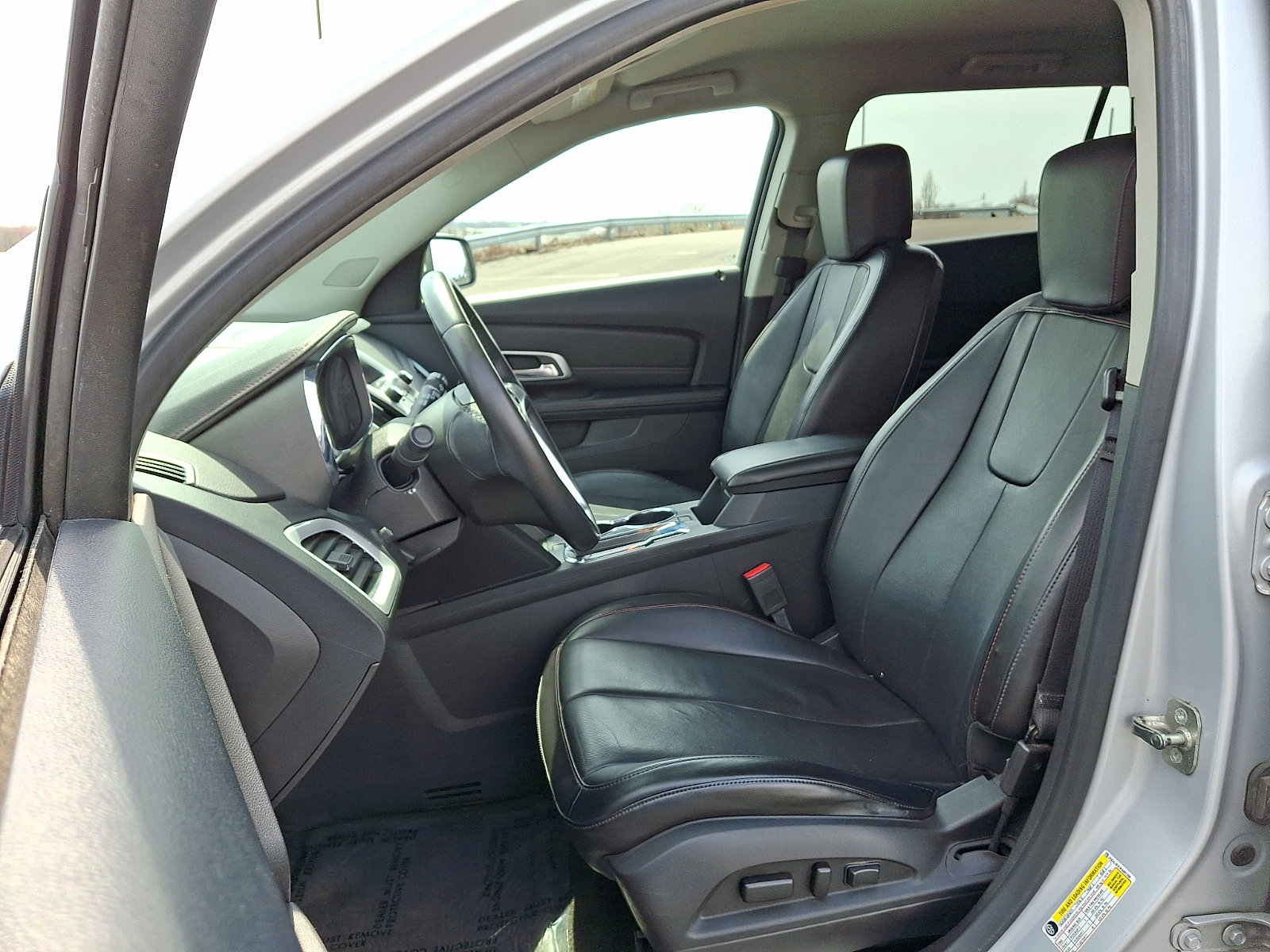 Used 2015 GMC Terrain SLT image 13