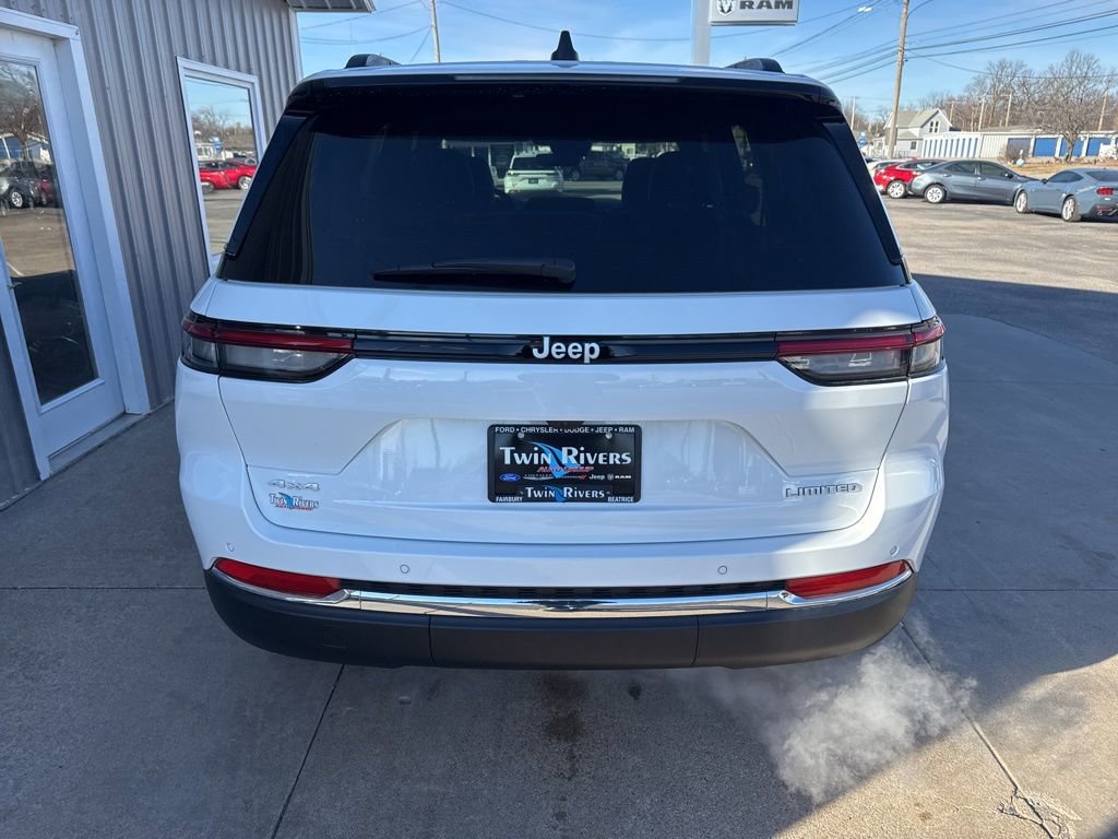 New 2025 Jeep Grand Cherokee Limited image 4