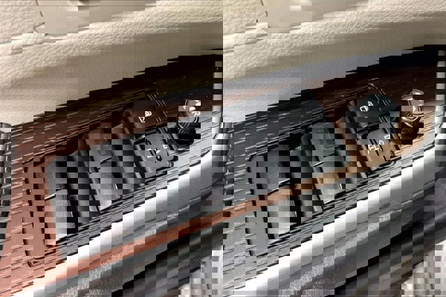 Certified 2024 Toyota Sienna XLE image 41