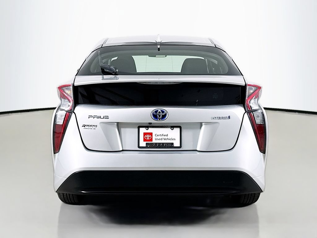Certified 2016 Toyota Prius Two FWD image 7