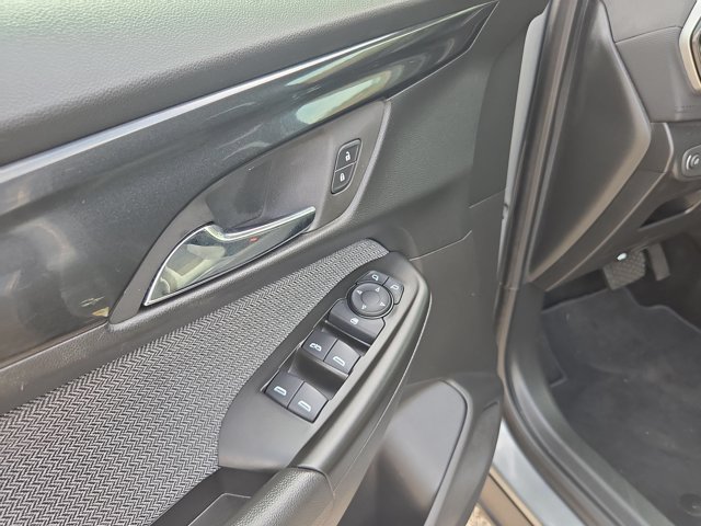 Used 2025 Chevrolet TrailBlazer LT AWD/4WD image 14