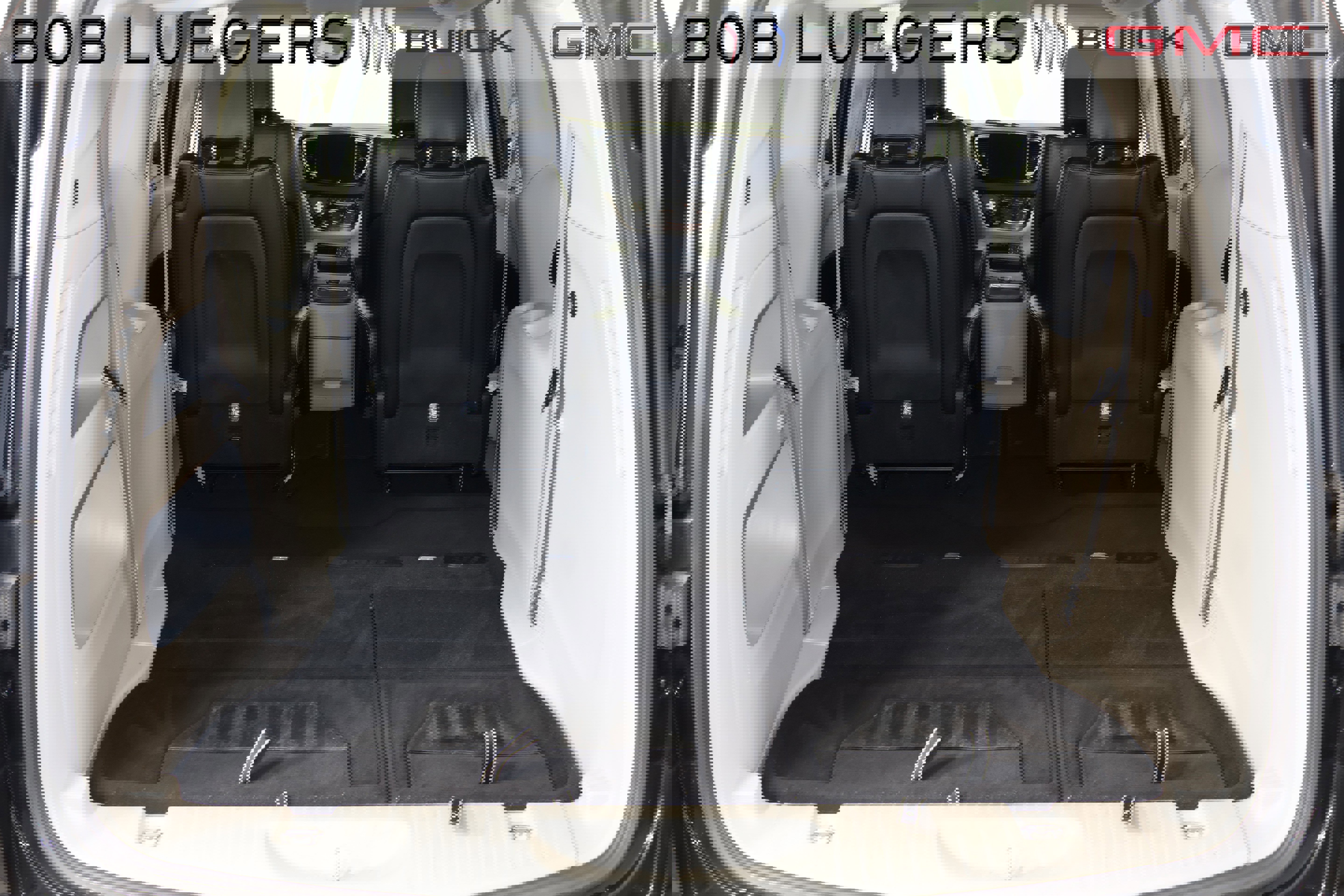 Used 2023 Chrysler Pacifica Touring-L image 19