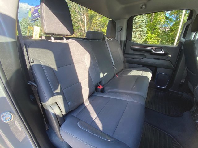 Used 2024 Chevrolet Silverado 1500 LT AWD/4WD image 25