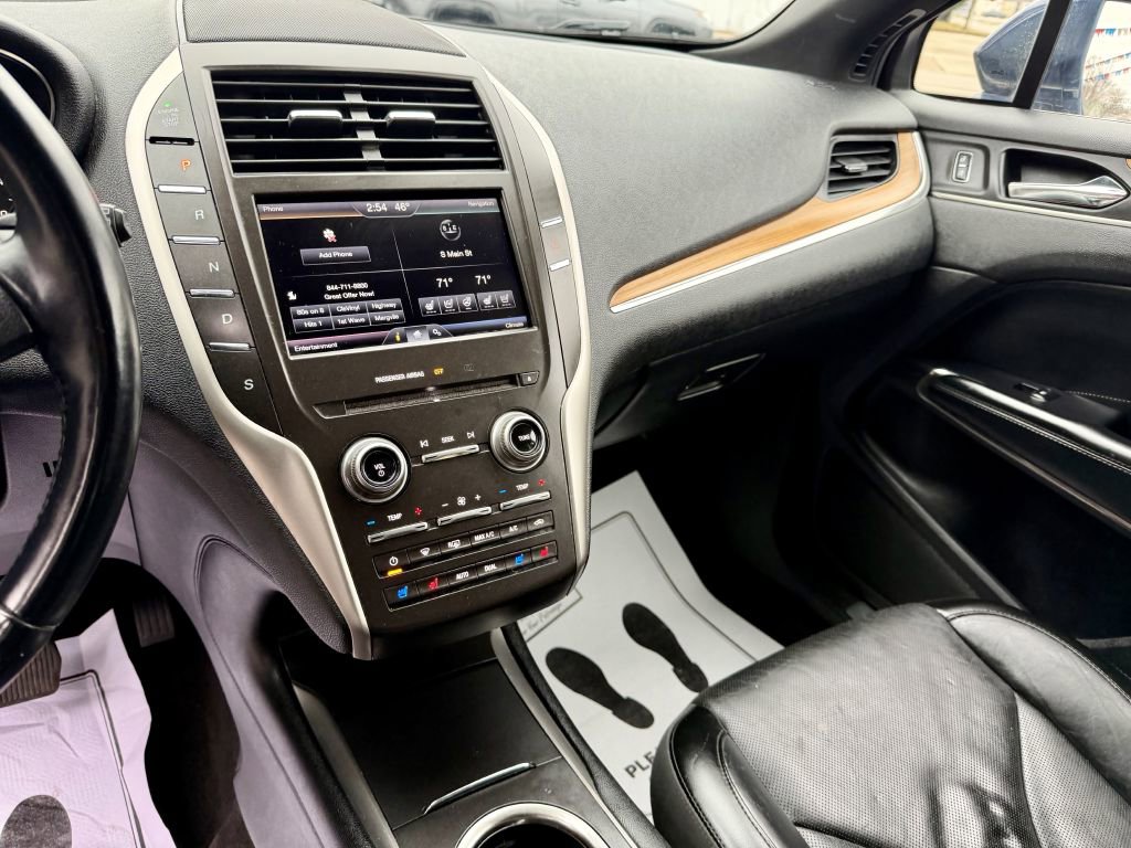 Used 2015 Lincoln MKC AWD w/ Equipment Group 102A Reserve image 17