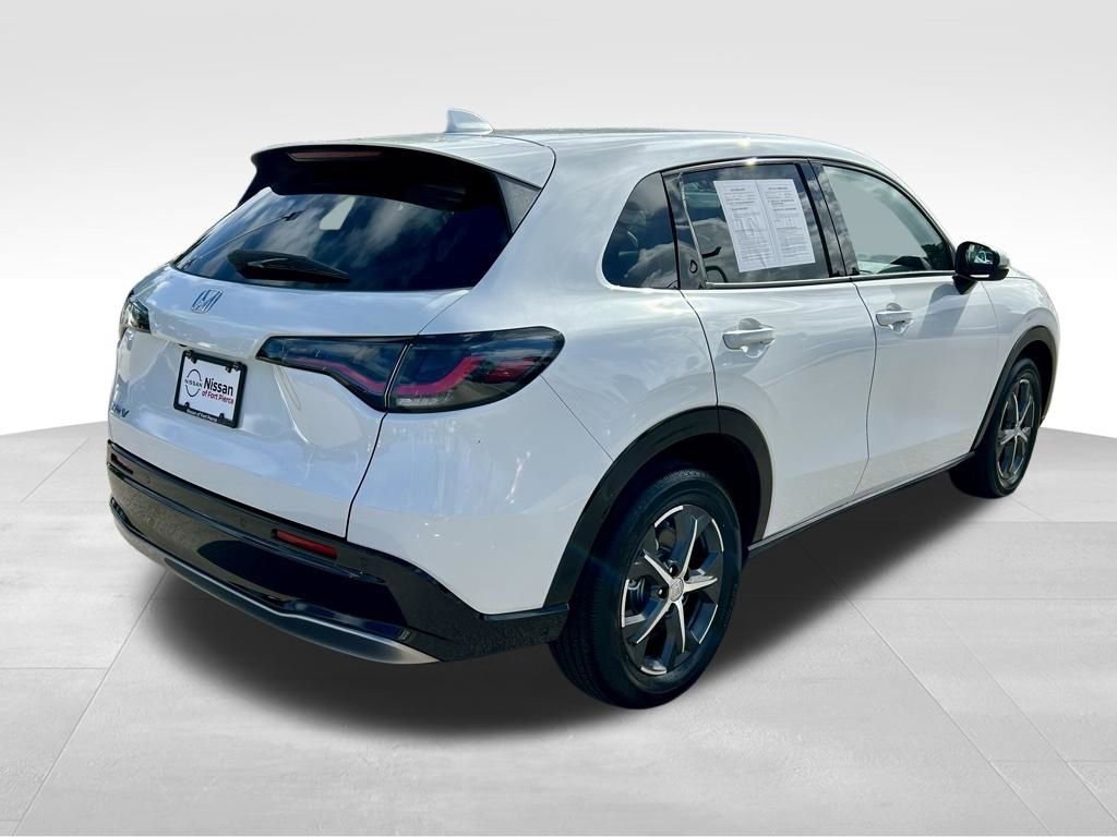 Used 2023 Honda HR-V EX-L image 5