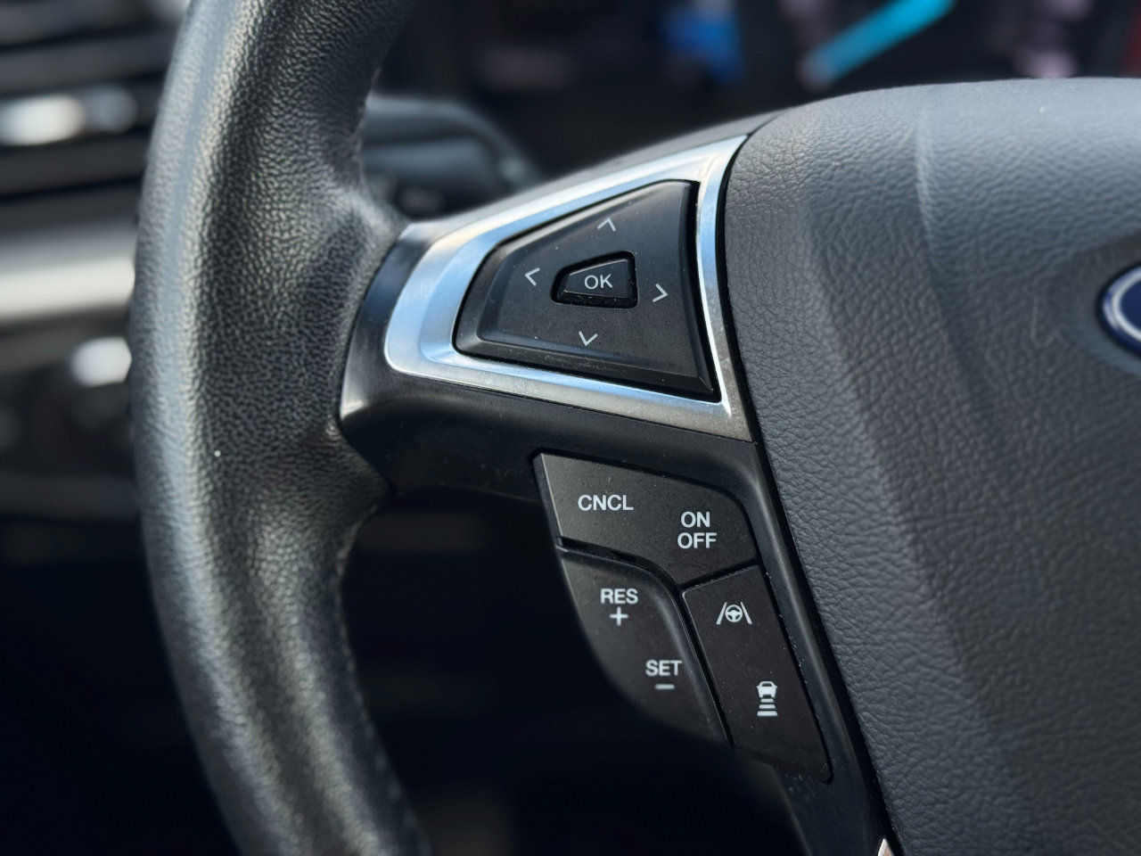 Used 2019 Ford Edge SEL w/ Equipment Group 201A image 22