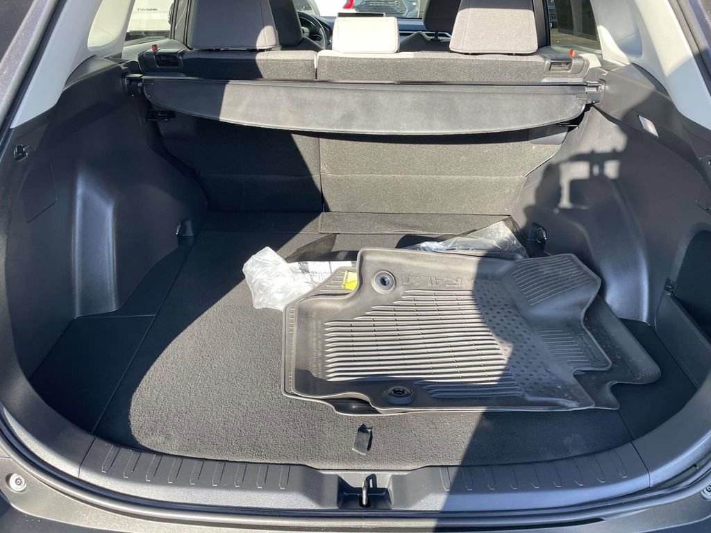 Used 2024 Toyota RAV4 XLE w/ Convenience Package image 49