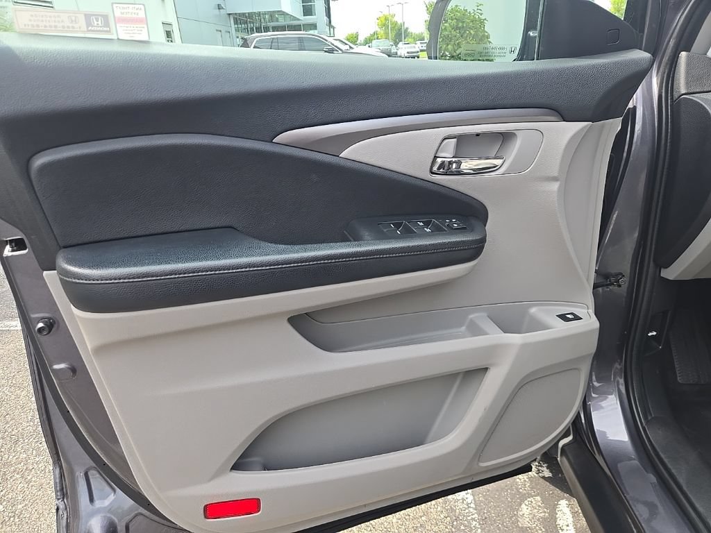 Used 2019 Honda Pilot EX image 27
