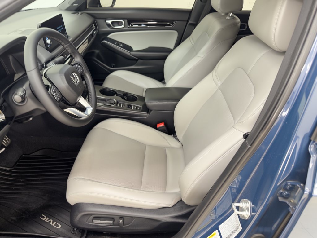 Used 2025 Honda Civic FWD Hybrid Sedan image 5
