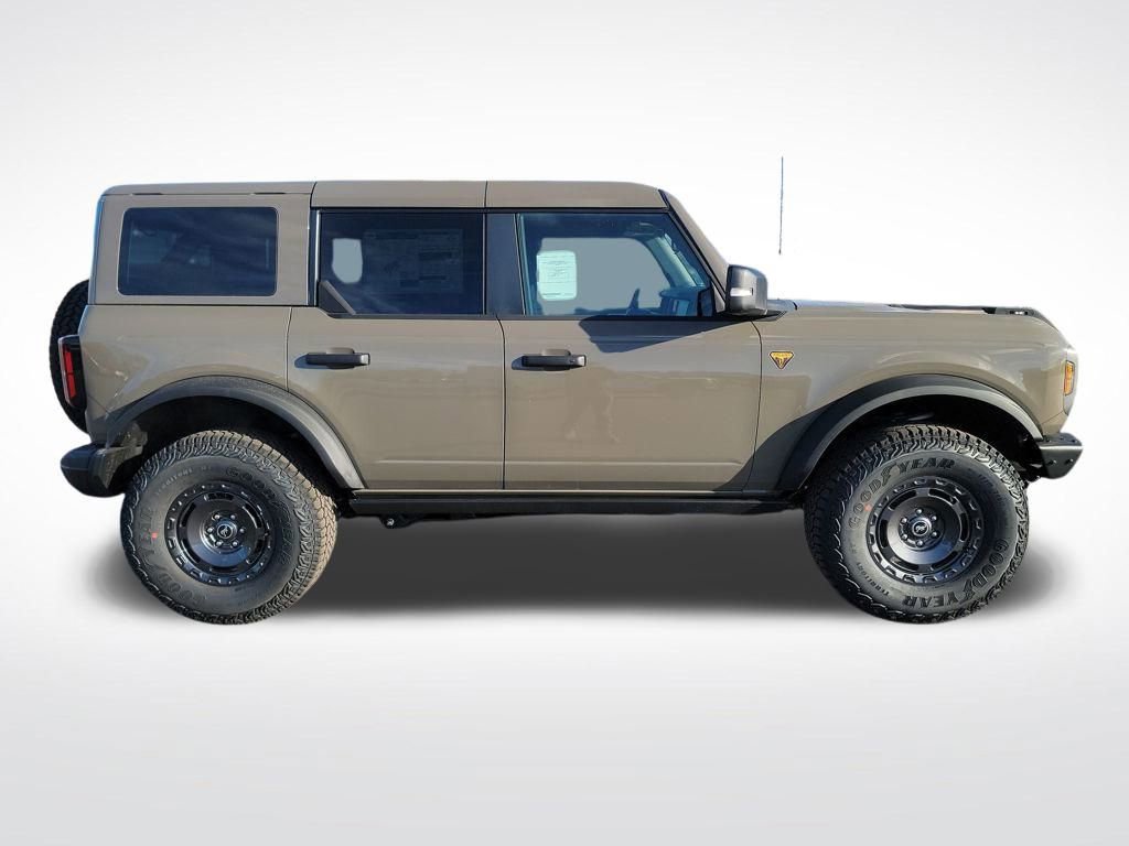 New 2025 Ford Bronco Badlands image 6