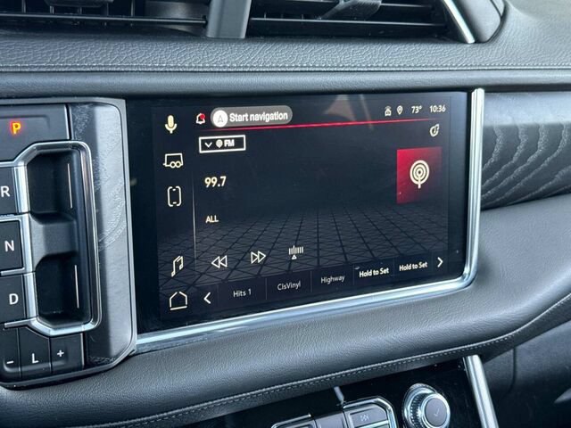 Used 2023 GMC Yukon XL Denali w/ Denali Reserve Package AWD/4WD image 26