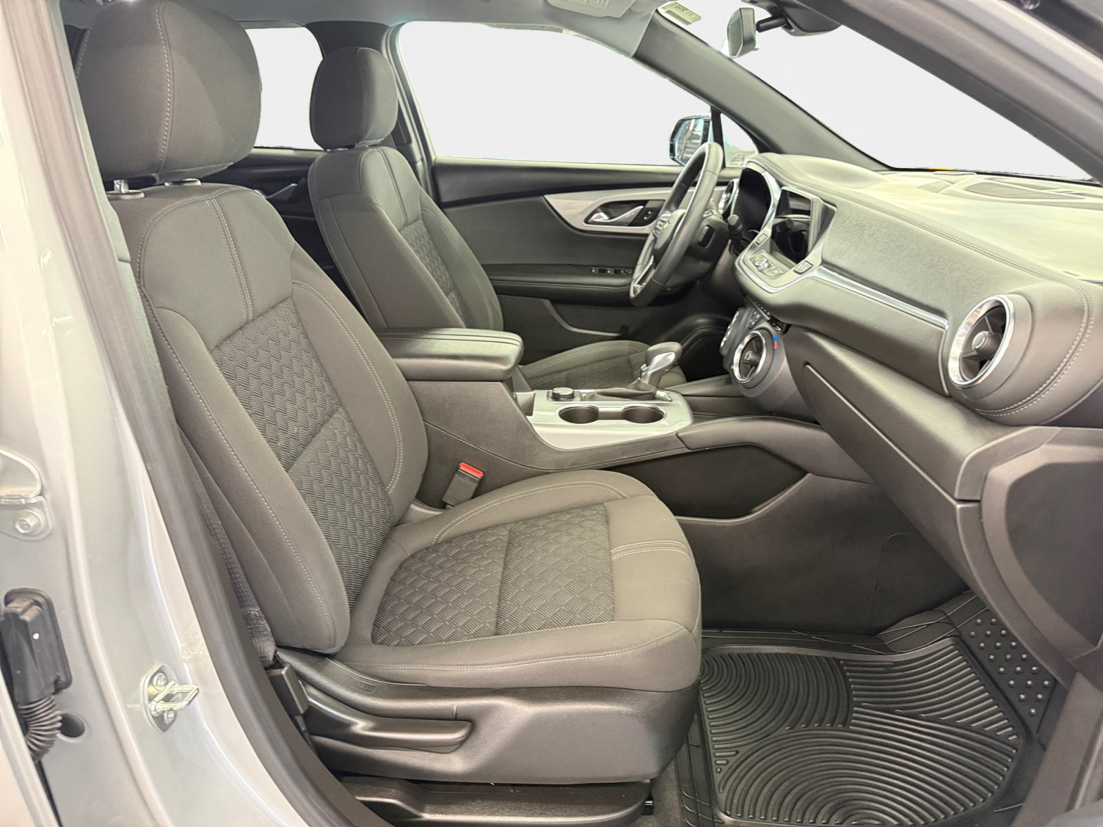 Used 2021 Chevrolet Blazer LT AWD/4WD image 12