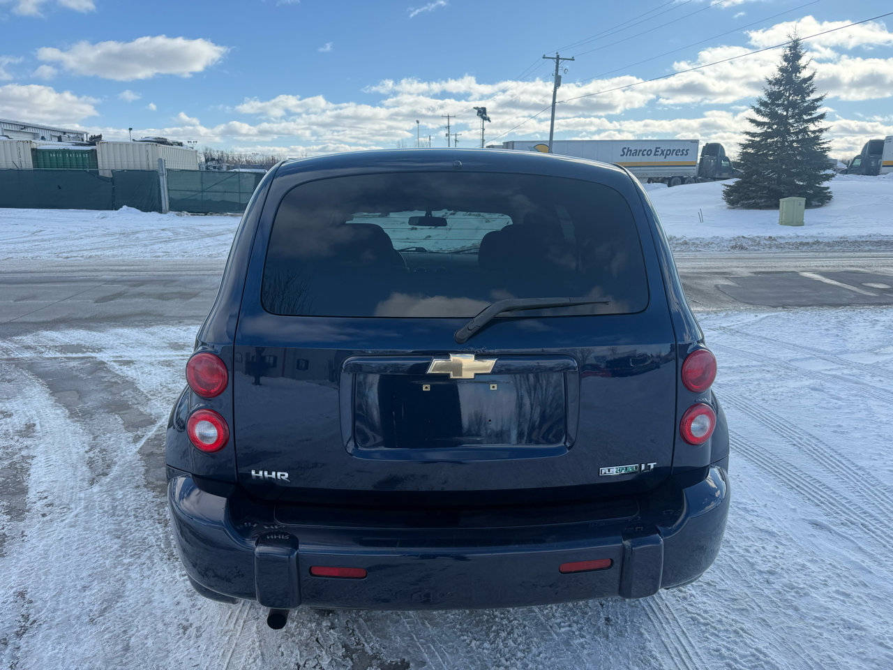 Used 2011 Chevrolet HHR LT image 6