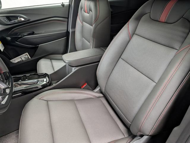 New 2026 Chevrolet Trax RS w/ Sunroof Package image 10