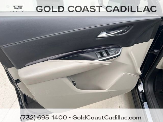 Certified 2023 Cadillac XT4 Luxury FWD image 15
